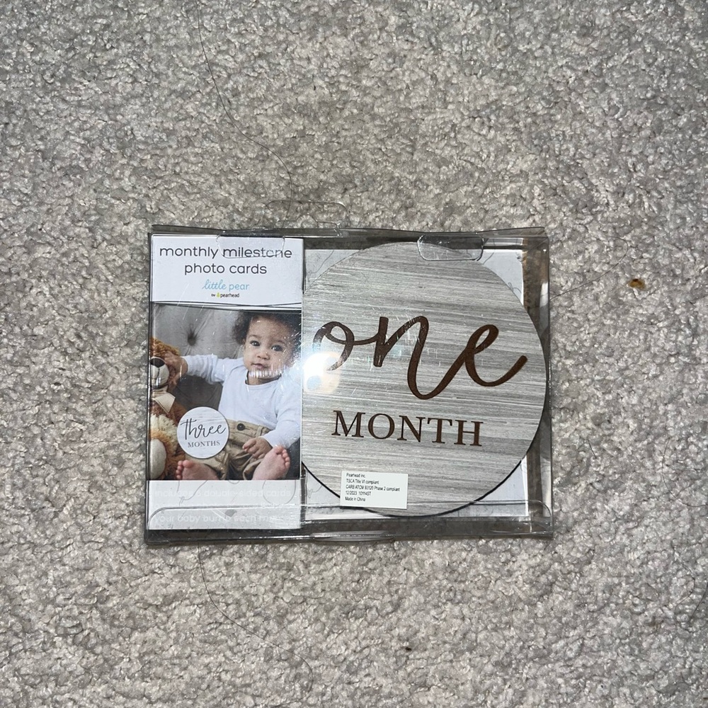Pearhead Monthly Milestone Photo Cards